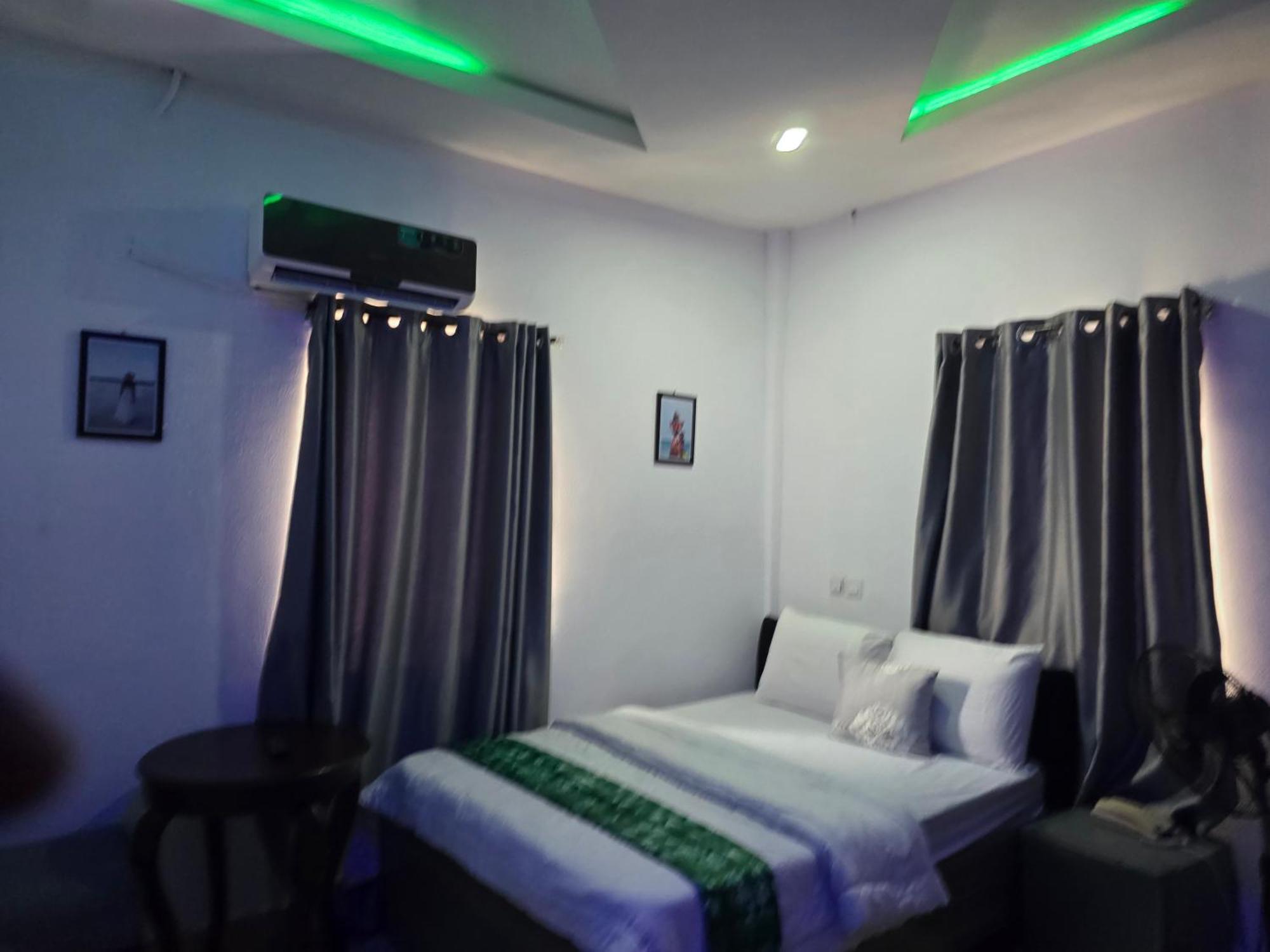 Iceland Beach Resort Лагос Экстерьер фото